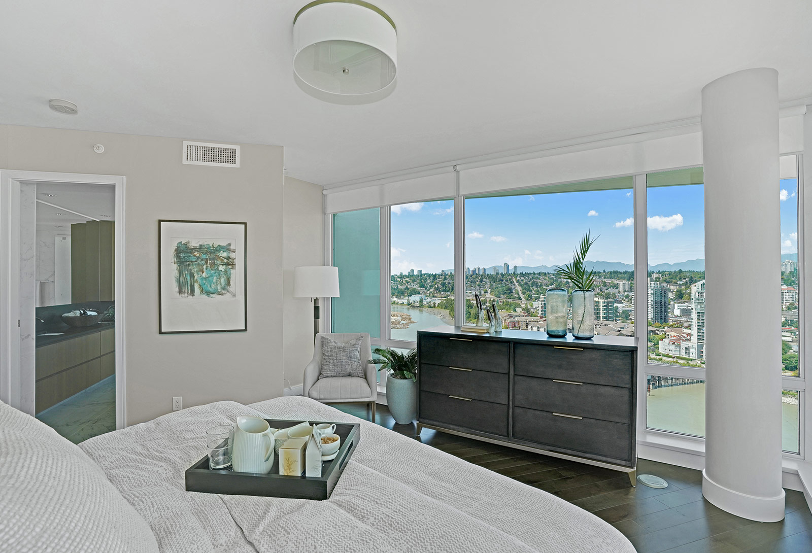 New Westminster 1 - 3 bedroom condos, The Peninsula by Aragon Properties, Resort-style residence, luxury homes