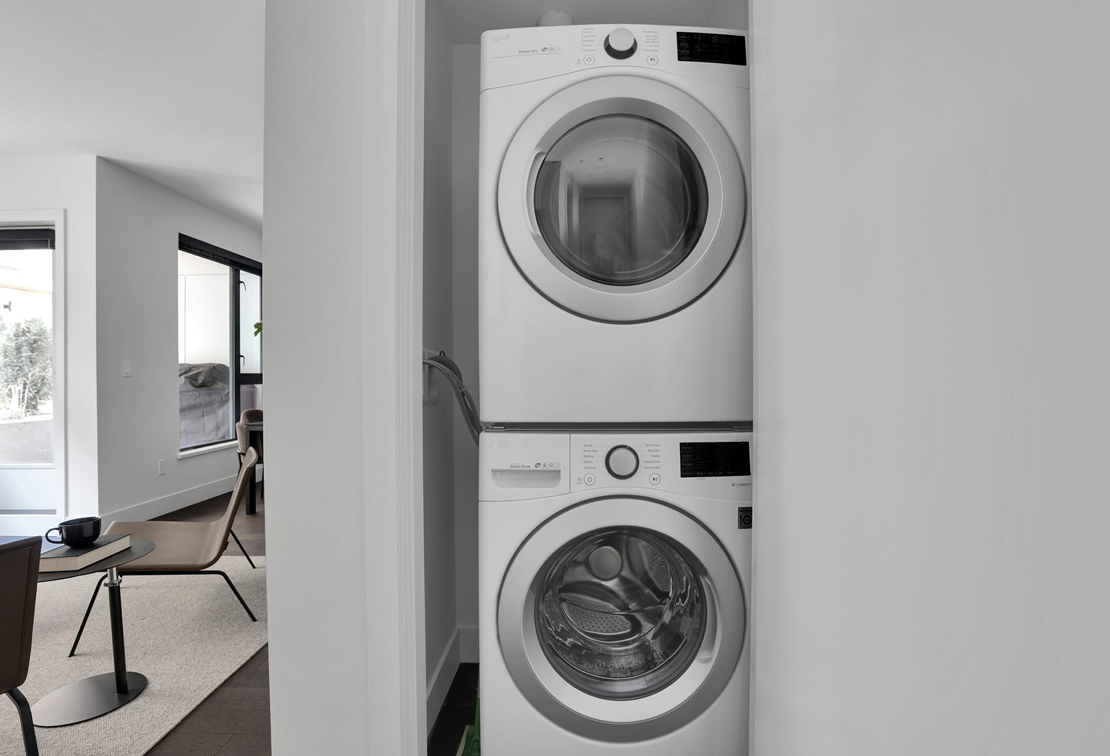 Port Moody 1 - 3 bedroom condos, Platform by Aragon Properties, modern industrial-inspired design