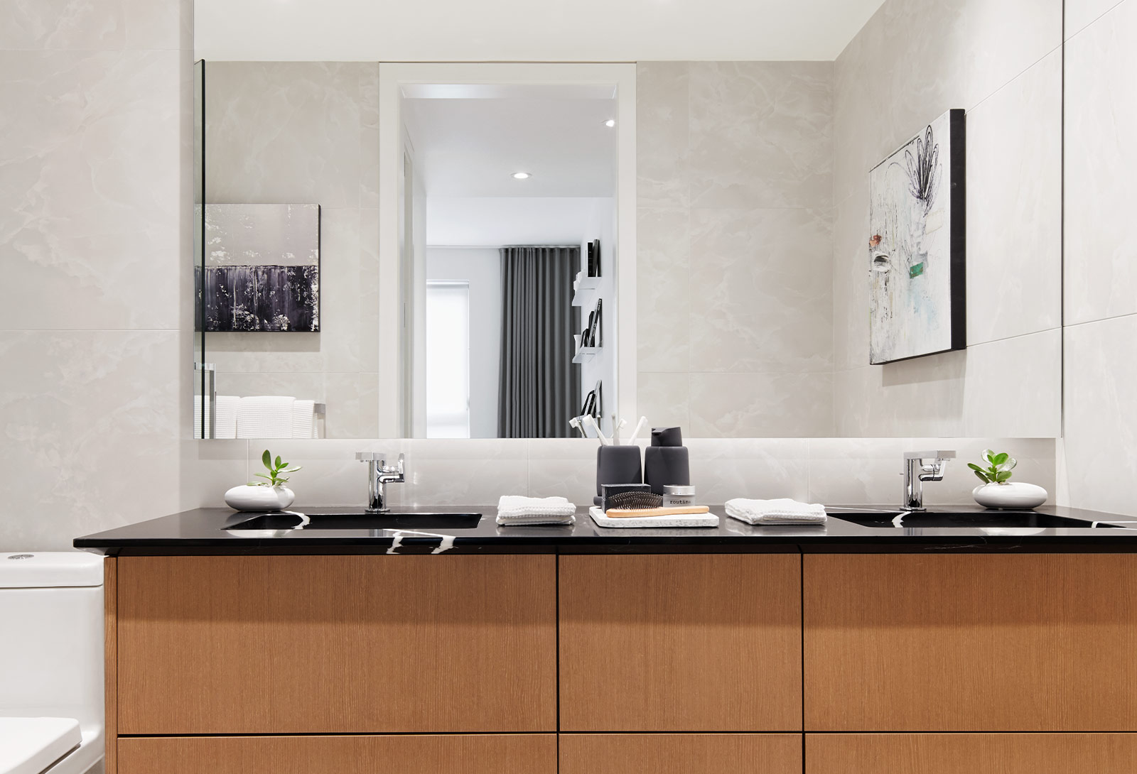 Vancouver 1 - 3 bedroom condos, Shift by Aragon Properties, Sleek and modern design, scandinavian design