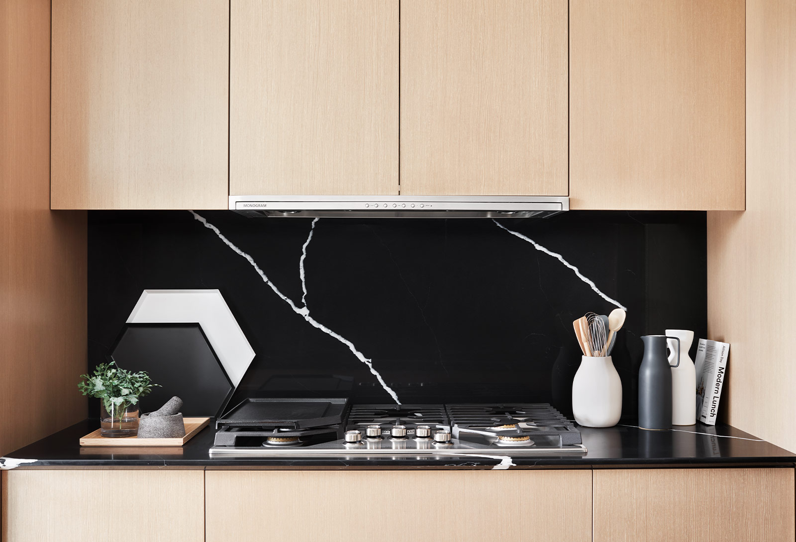 Vancouver 1 - 3 bedroom condos, Shift by Aragon Properties, Sleek and modern design, scandinavian design